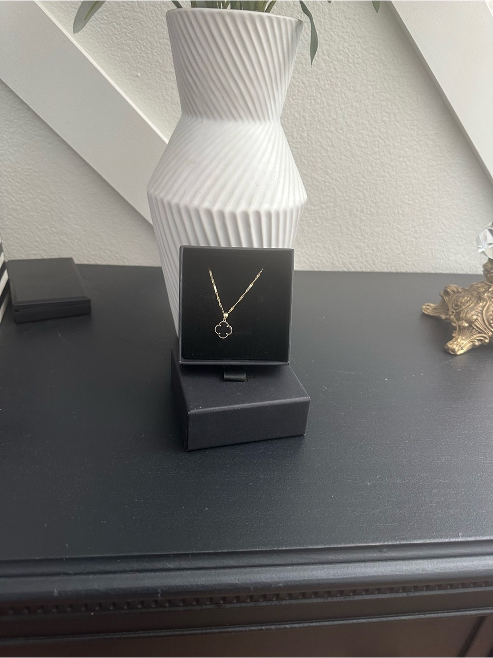 Beautiful necklace with black floral pendant